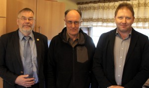 Dr Schüring u Vorsitzende Dr. Andreas Schüring mittig und die Vorsitzenden des HV Börger Herm. Schmitz li. u. Gerd Többen.